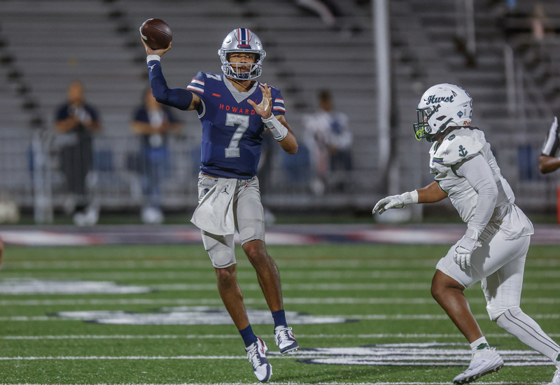 Howard Quarterback Ja'Shawn Scroggins