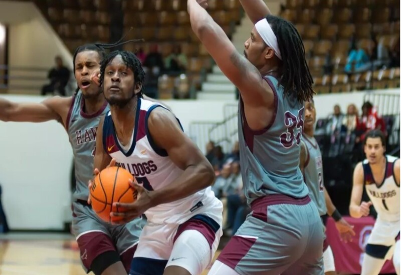 SCSU Forward Drayton Jones